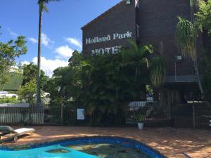 holland park west