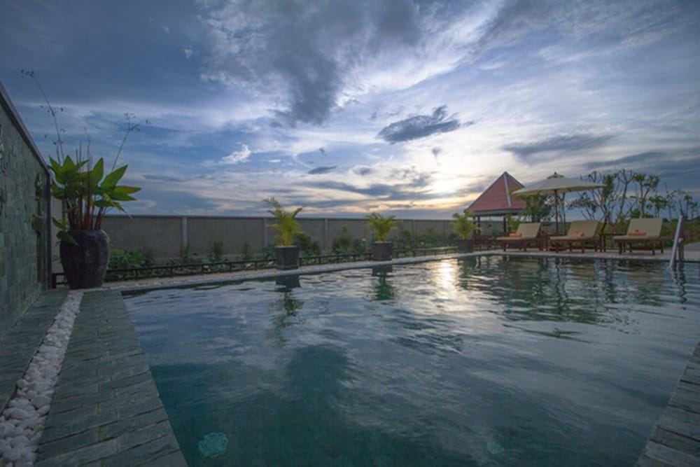 rys lotus resort dangkor