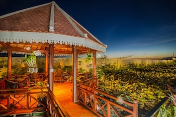 rys lotus resort dangkor