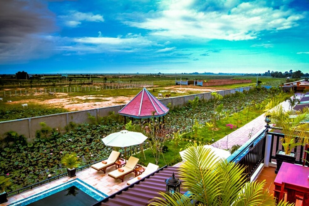 rys lotus resort dangkor