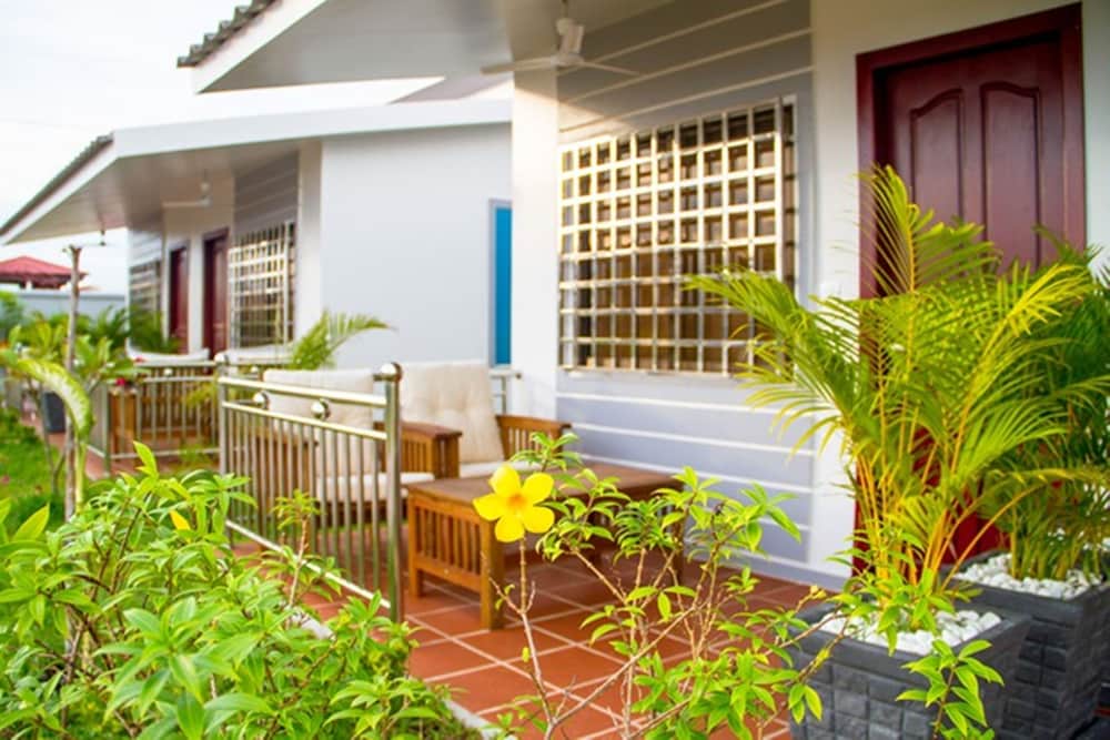 rys lotus resort dangkor