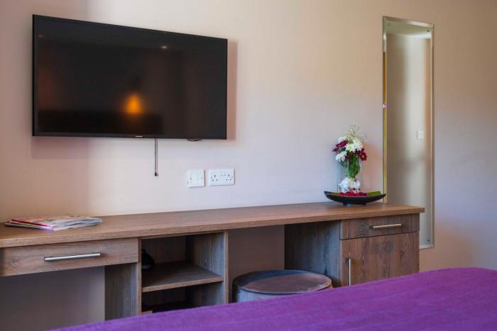 the limes country lodge hotel