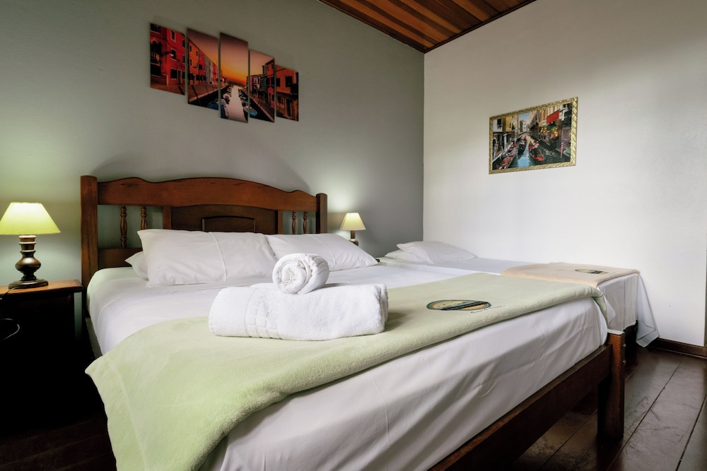 velinn casa de campos guest house