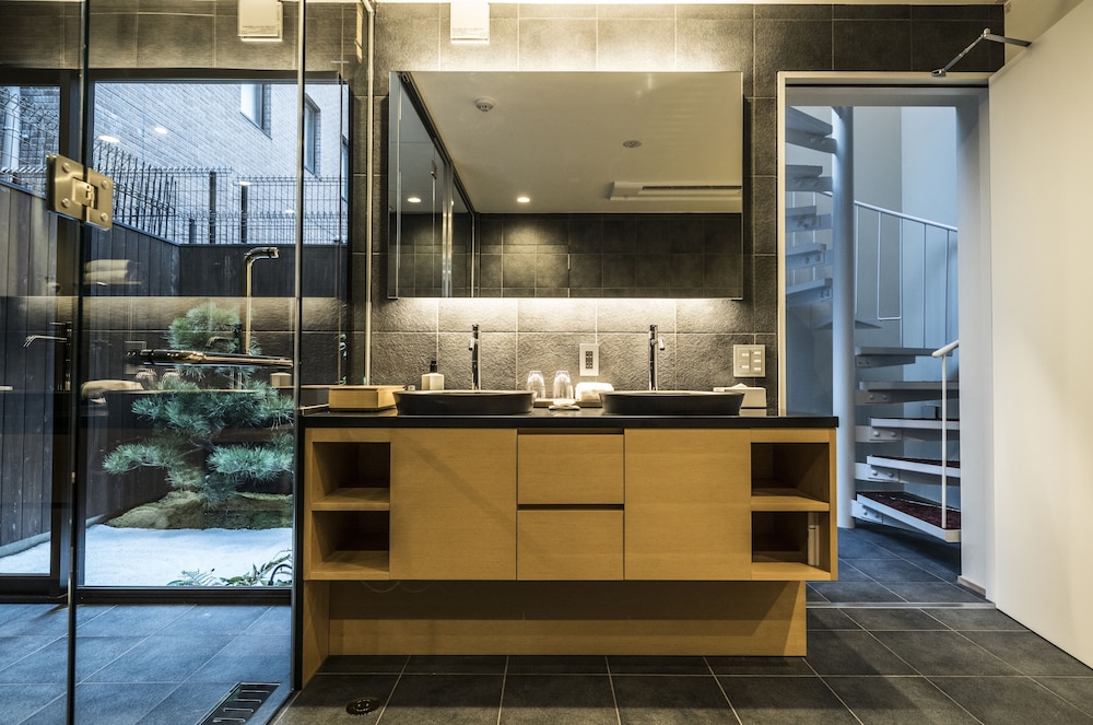 villa sanjo muromachi kyoto