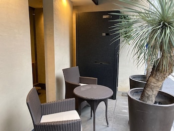 villa sanjo muromachi kyoto