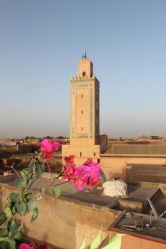 hostel dar ben youssef