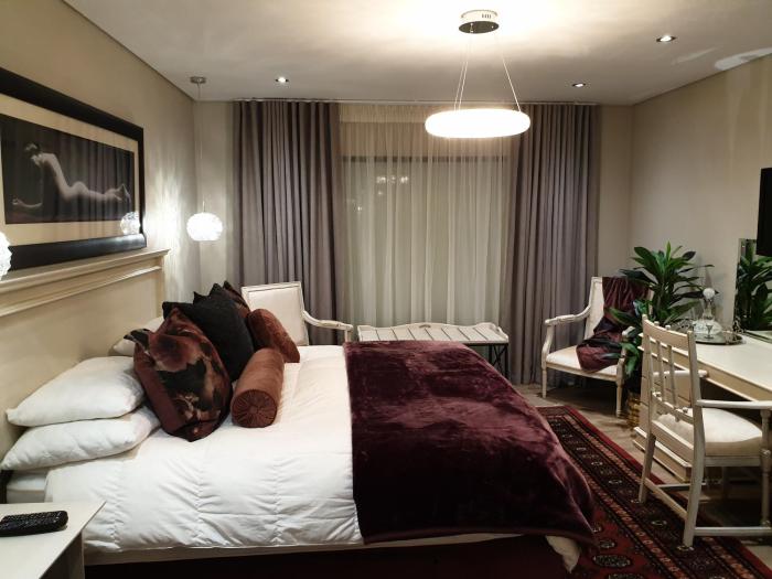 vrede self catering