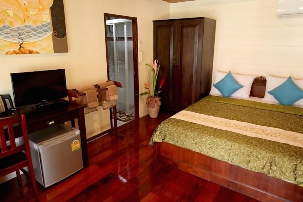 ao nang home stay adults only