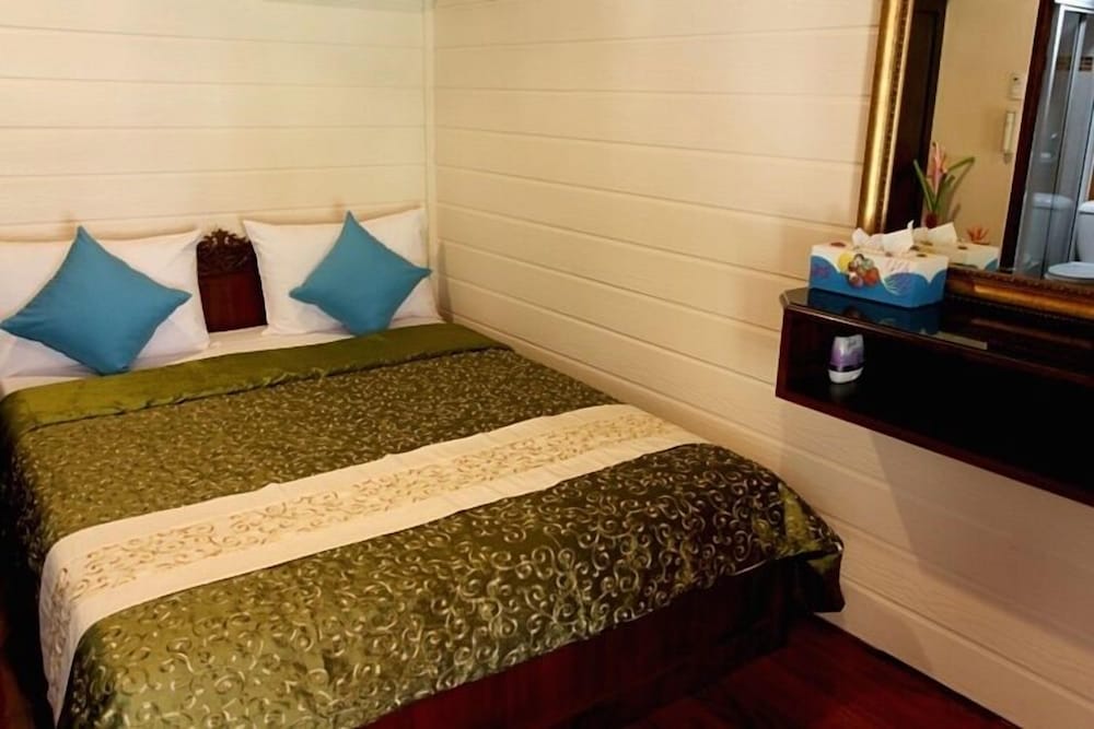 ao nang home stay adults only