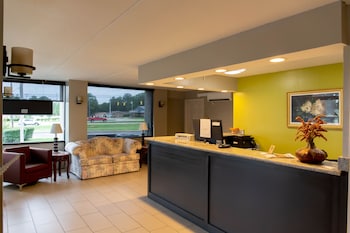 Regency Inn,Monroe County>>Evergreen,3 star