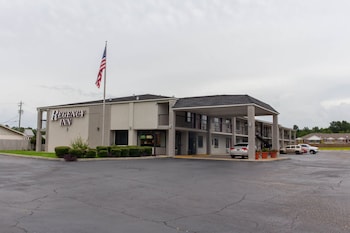 Regency Inn,Monroe County>>Evergreen,3 star