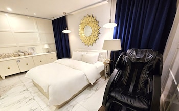 hotel the designers cheongnyangni