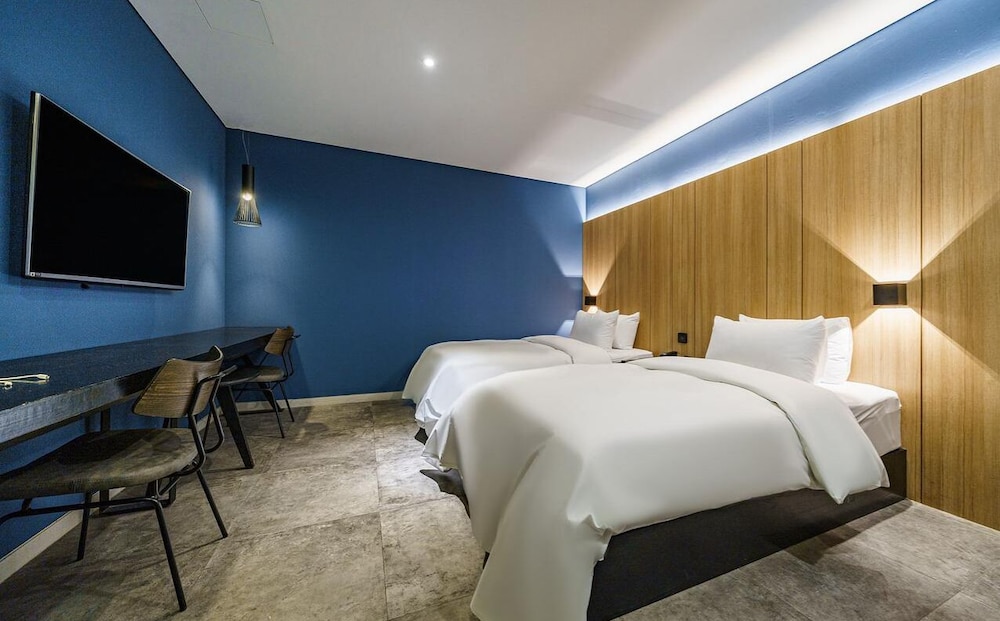 hotel the designers cheongnyangni