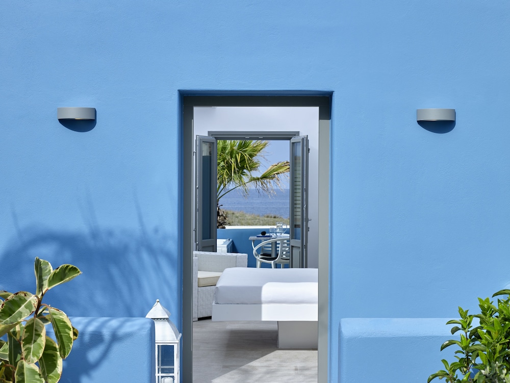aurora luxury suites