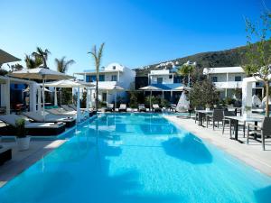 aurora luxury suites