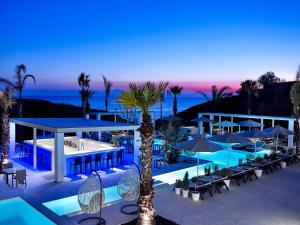 aurora luxury suites