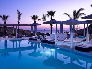 aurora luxury suites