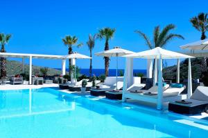 aurora luxury suites