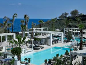 aurora luxury suites