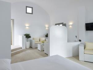 aurora luxury suites