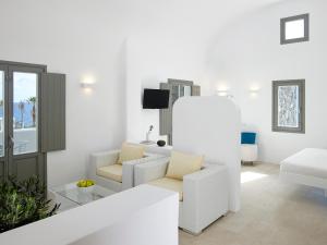 aurora luxury suites
