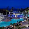 aurora luxury suites