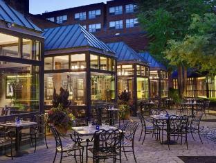 The Saratoga Hilton,New York>>Glens Falls,3 star