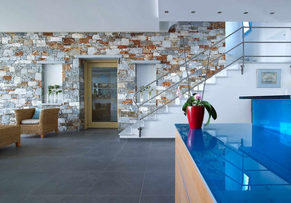 blue harmony hotel