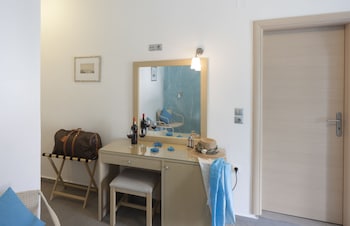 blue harmony hotel