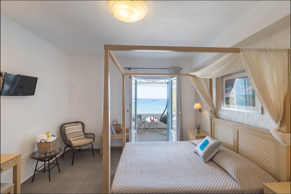 blue harmony hotel