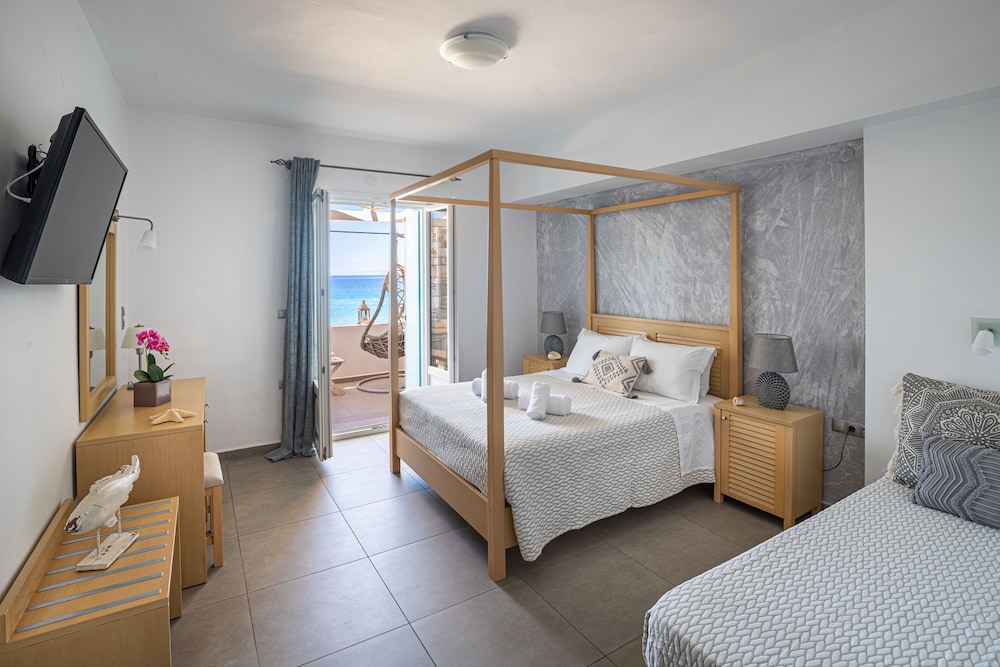 blue harmony hotel