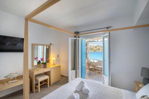 syros