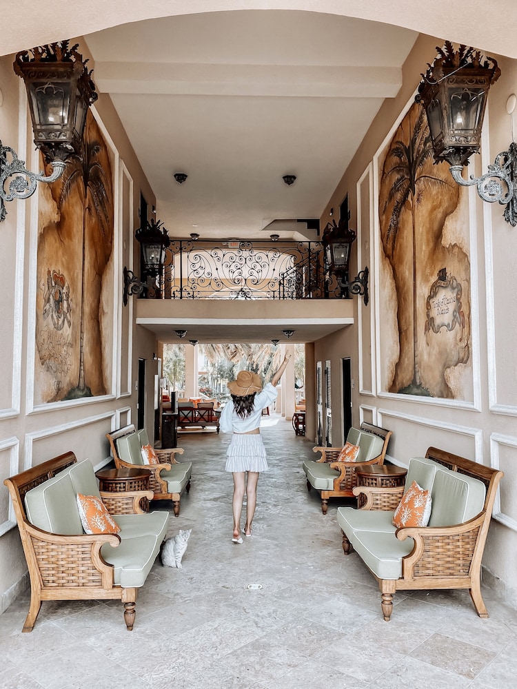 the somerset on grace bay