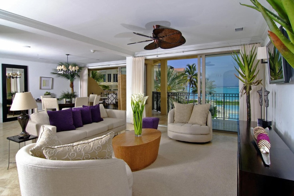 the somerset on grace bay