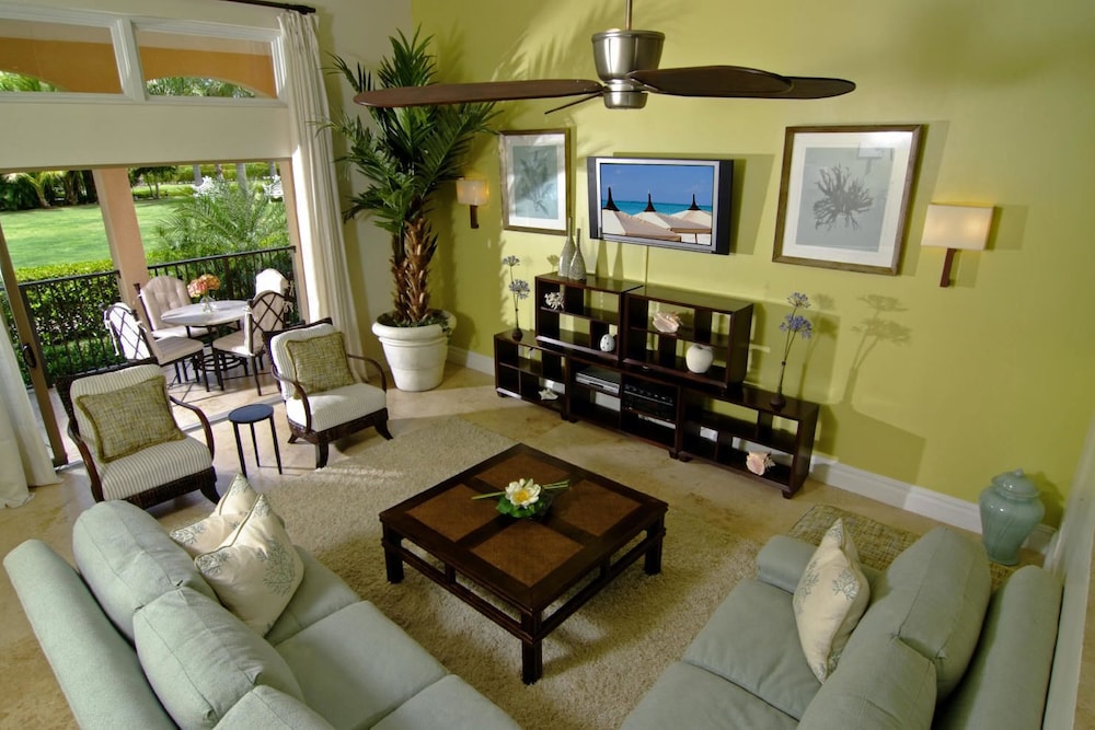 the somerset on grace bay