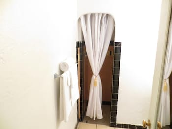 el trovatore motel