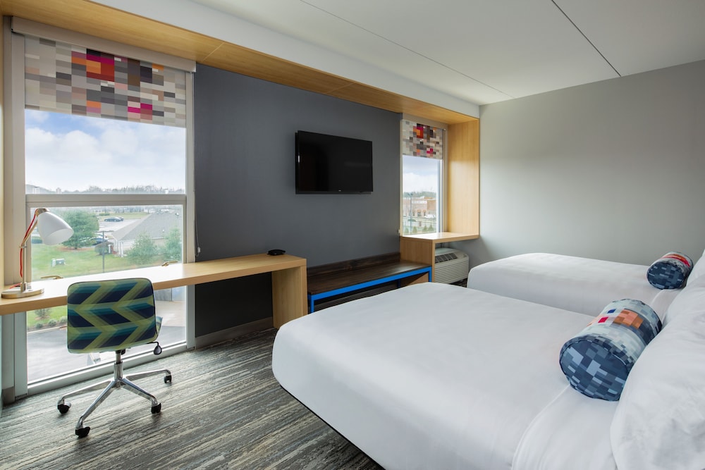 aloft louisville east