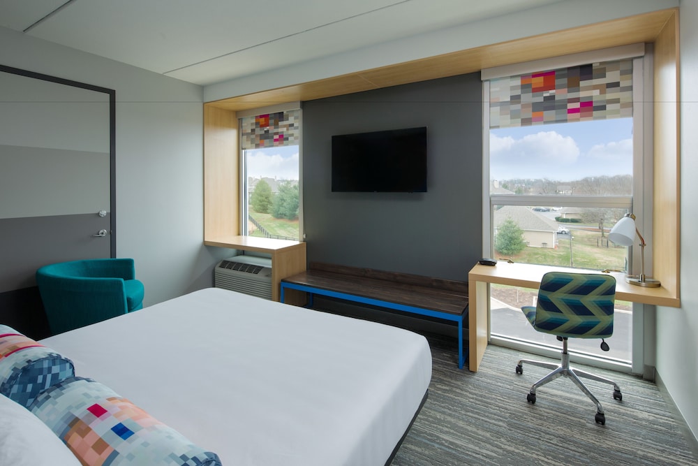 aloft louisville east