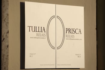 tullia e prisca relais