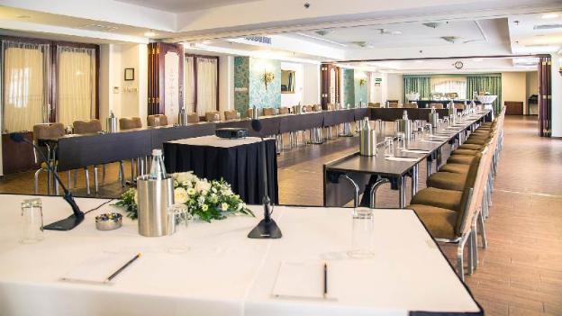 ax the victoria hotel