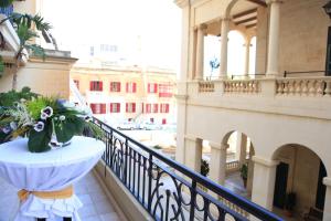 ax the victoria hotel