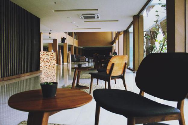 front one akshaya hotel karawang