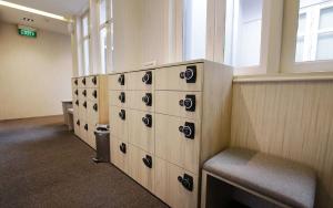 cube boutique capsule hotel chinatown