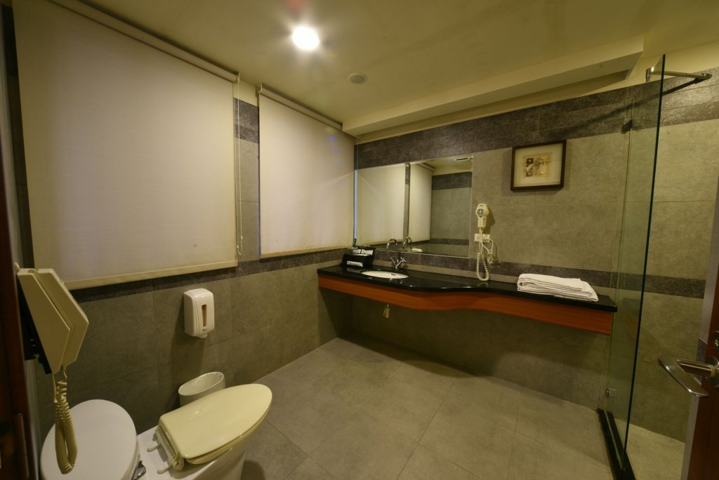 sunrise business hotel tamsui