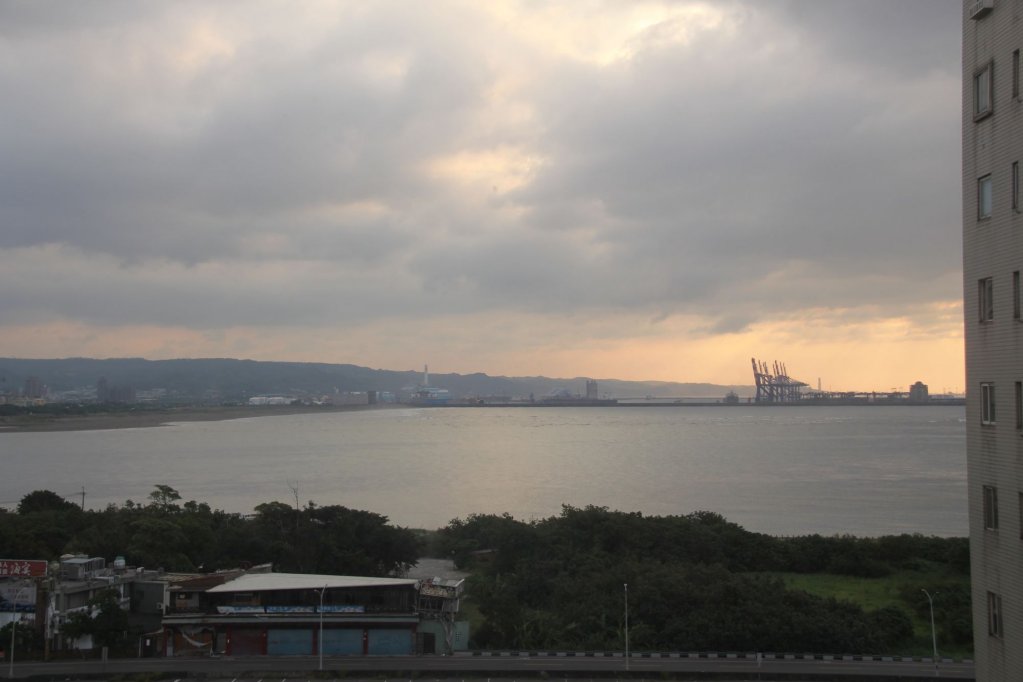 sunrise business hotel tamsui