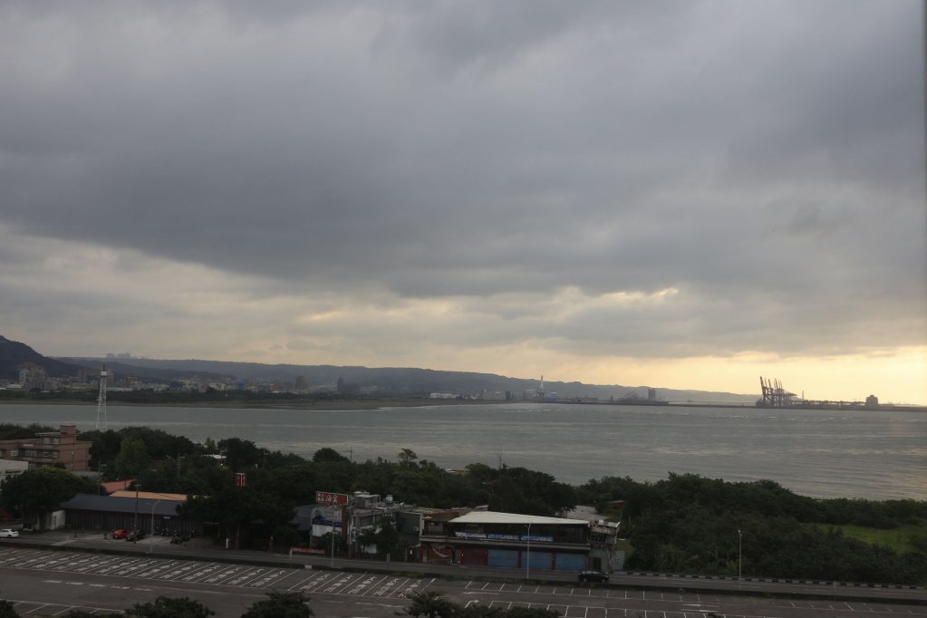 sunrise business hotel tamsui