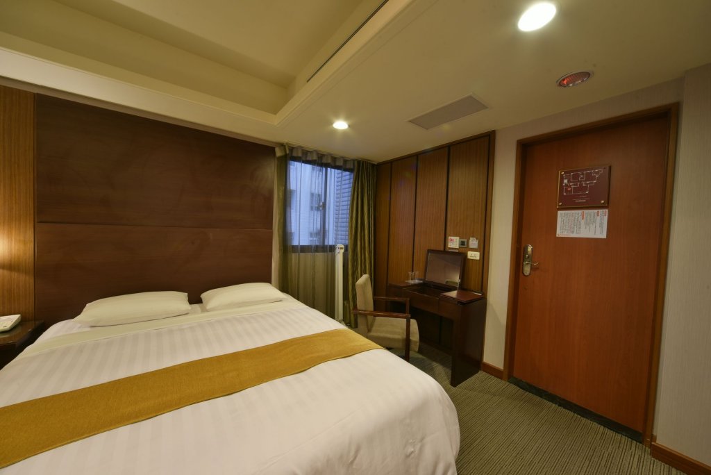 sunrise business hotel tamsui