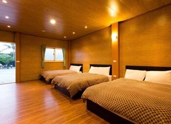 kenting dajianshan wilderness bungalow