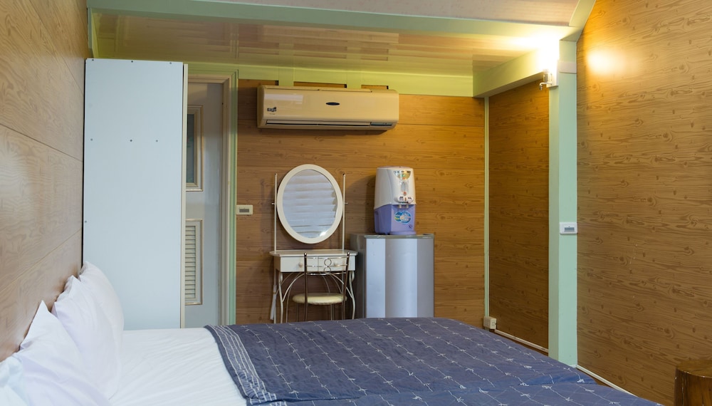 kenting dajianshan wilderness bungalow