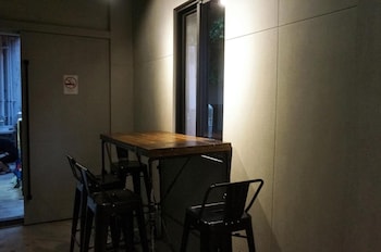 dongmen 3 capsule inn hostel